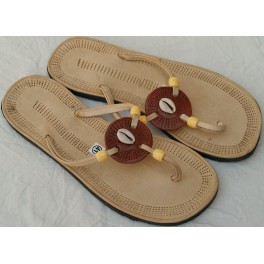 Sandaler med brun rondel og 1 kauri
