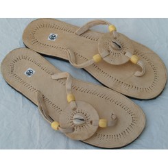Sandaler med lys rondel og 1 kauri