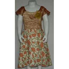 Blomstret kjole med brun top